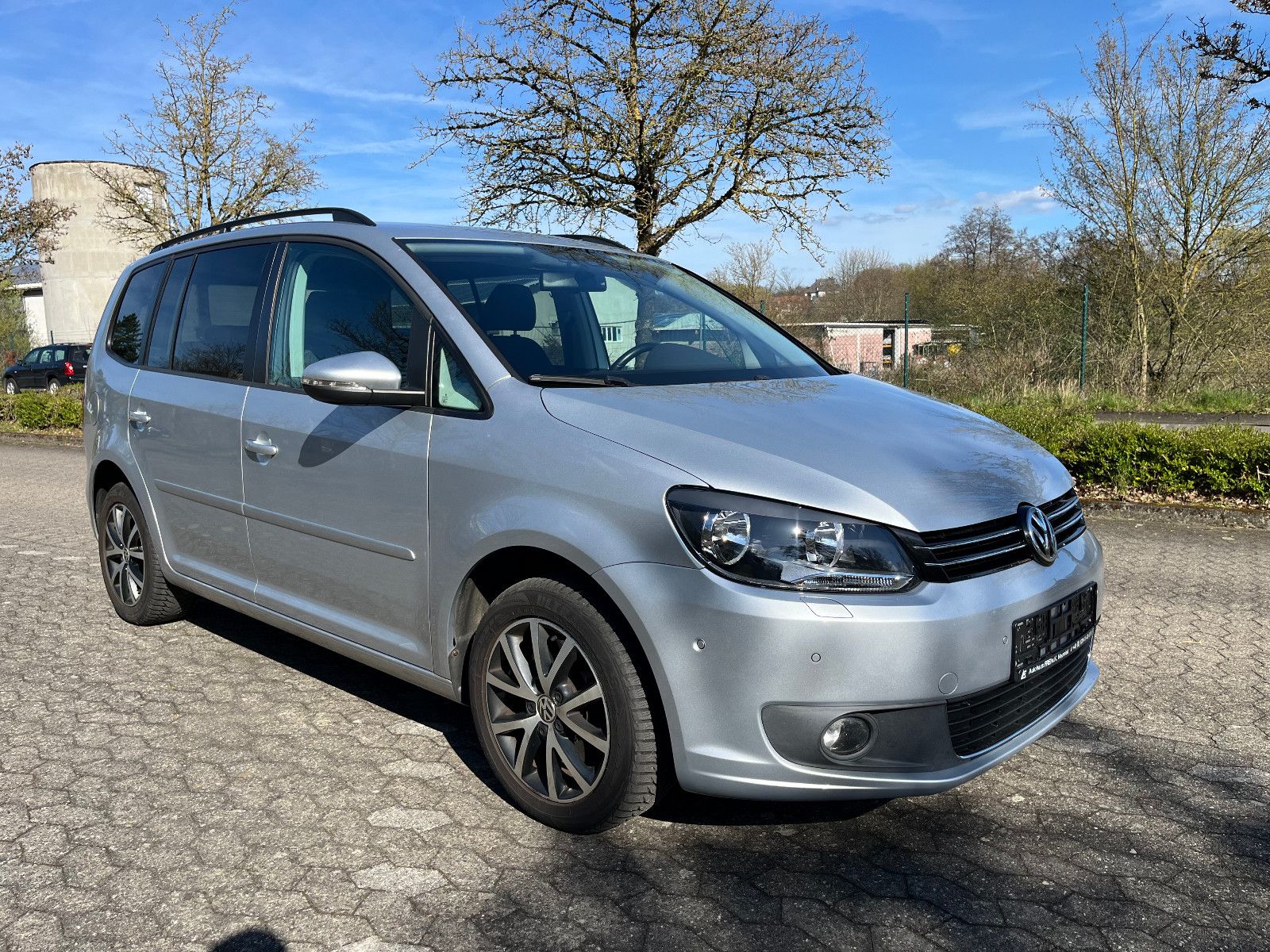 Volkswagen Touran 2.0 TDI Comfortline 7-Sitz/TÜV/ZAHNR.NEU!