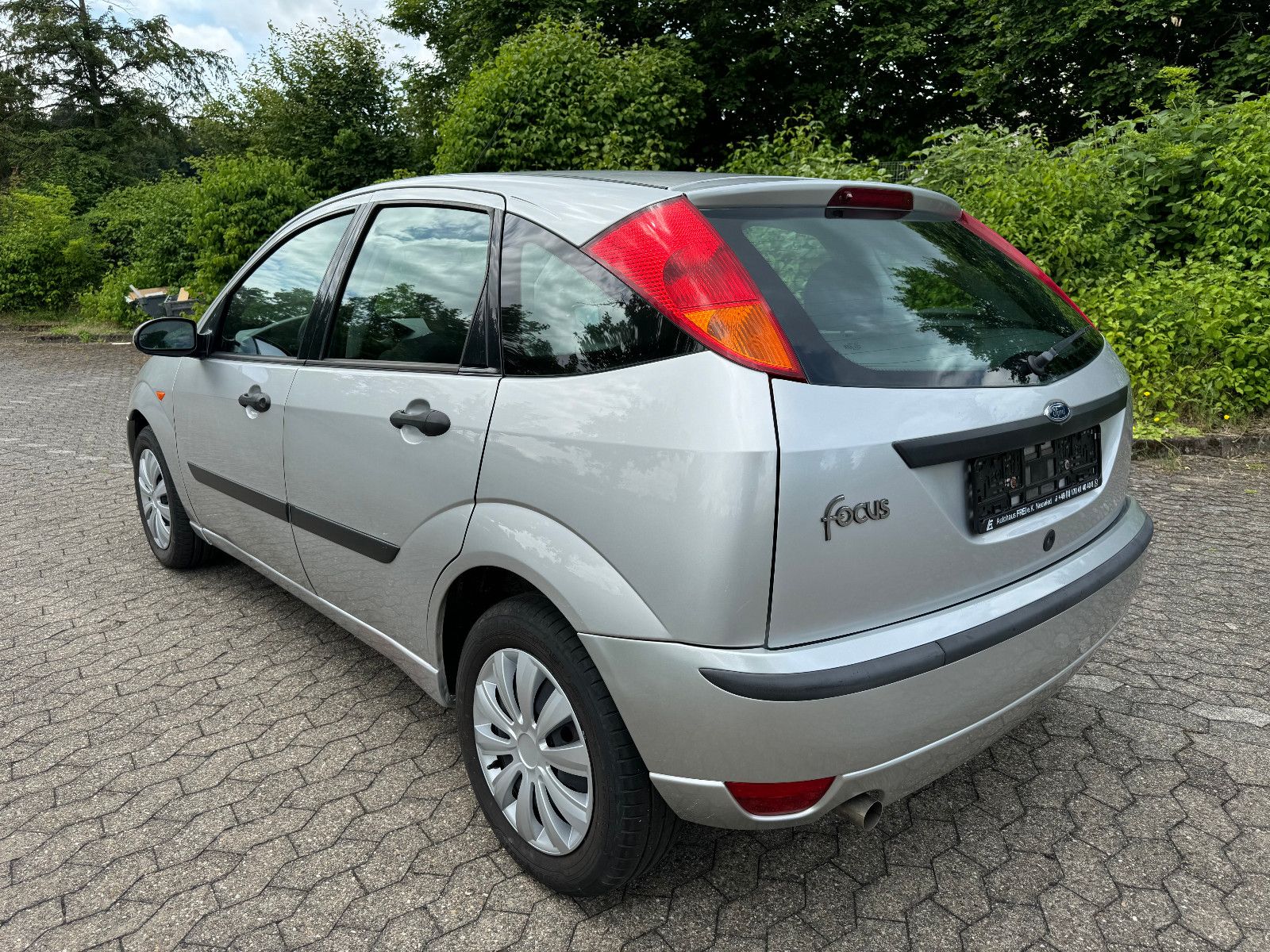 Ford Focus 1.8 Lim. Viva X TÜV NEU/ZAHNR.NEU/GARANTIE