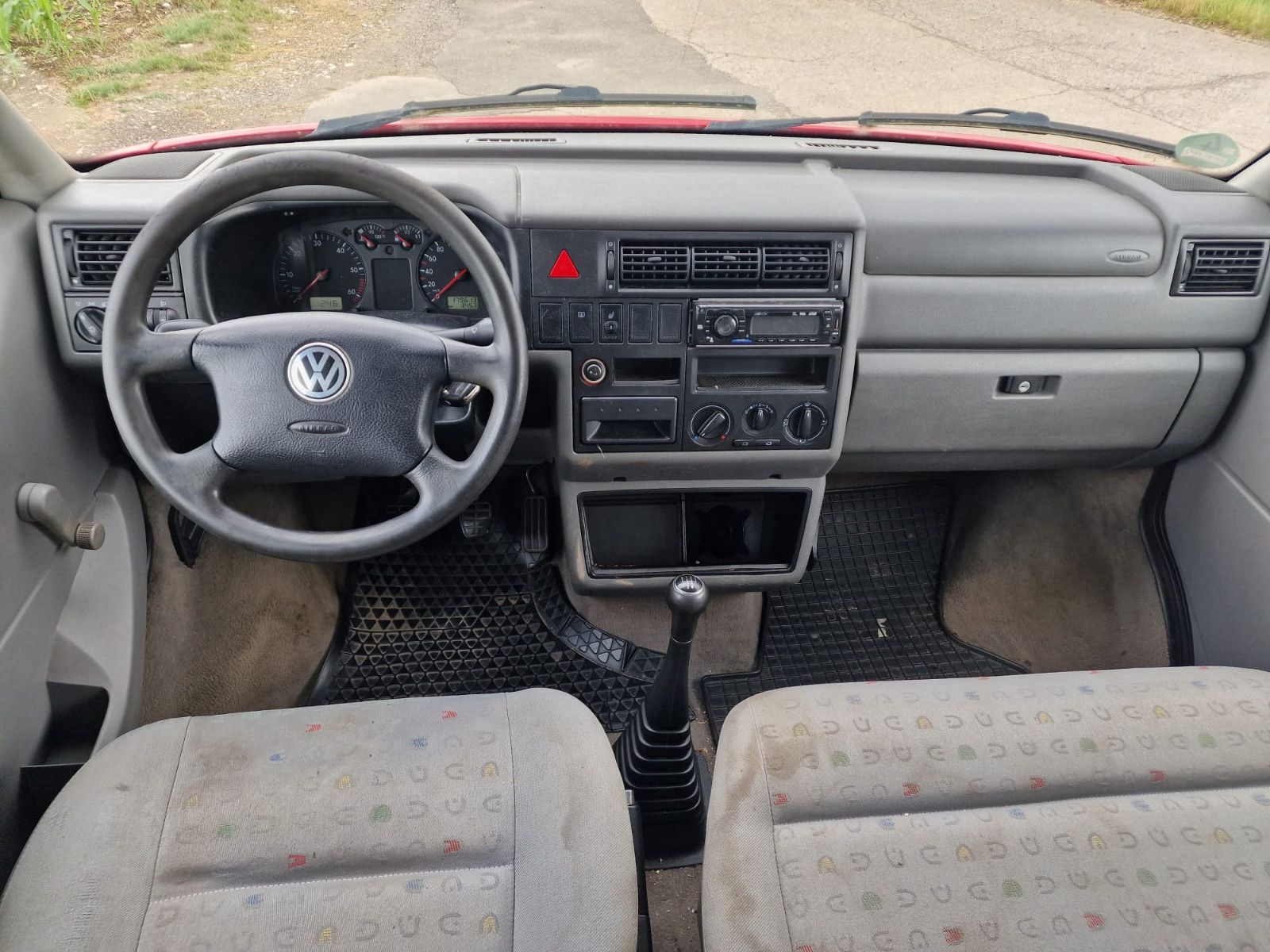 Volkswagen T4 Caravelle 2.5 lang