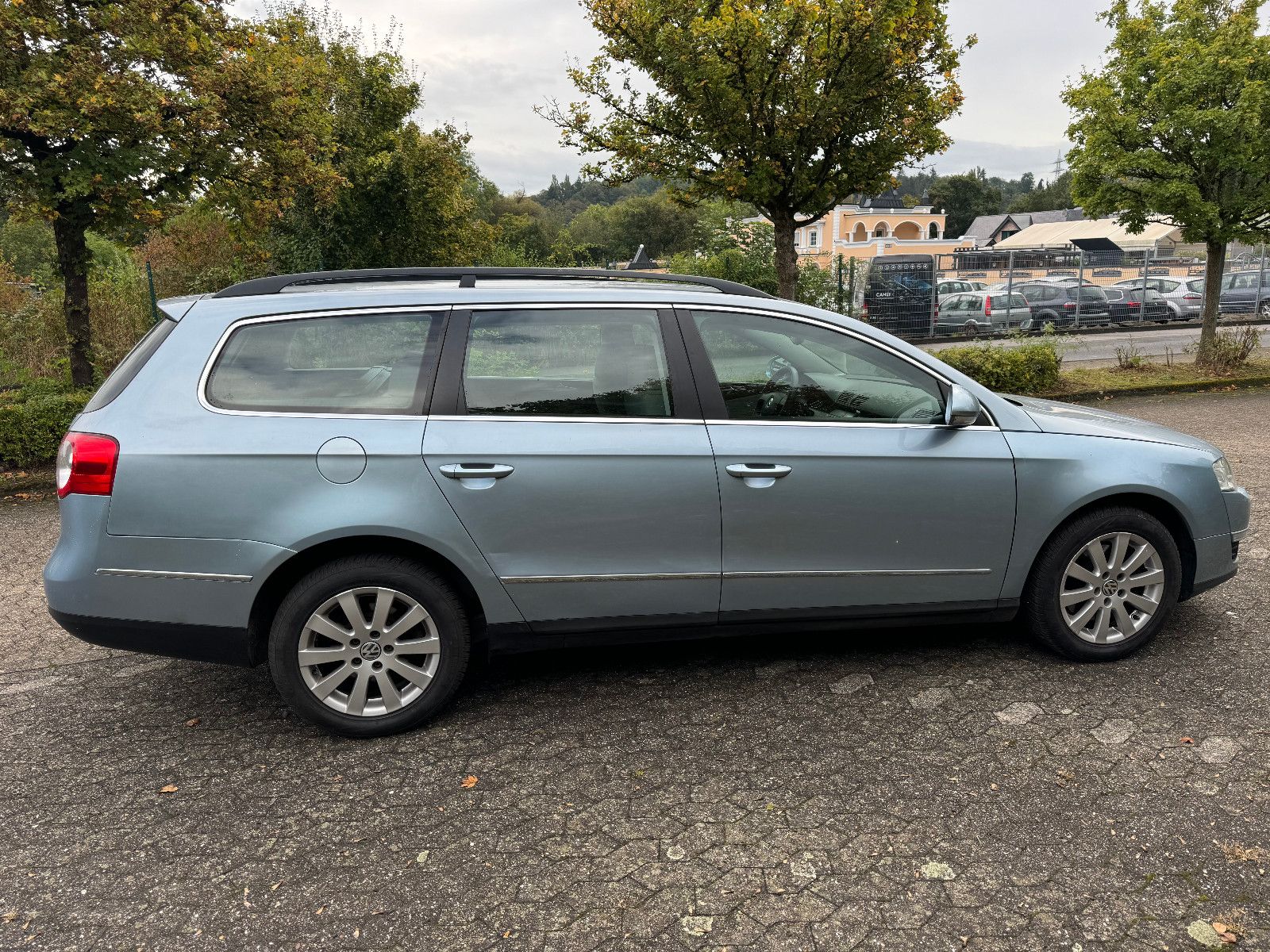 Volkswagen Passat 2.0 Variant Comfortline TÜV NEU/ZAHNR.NEU