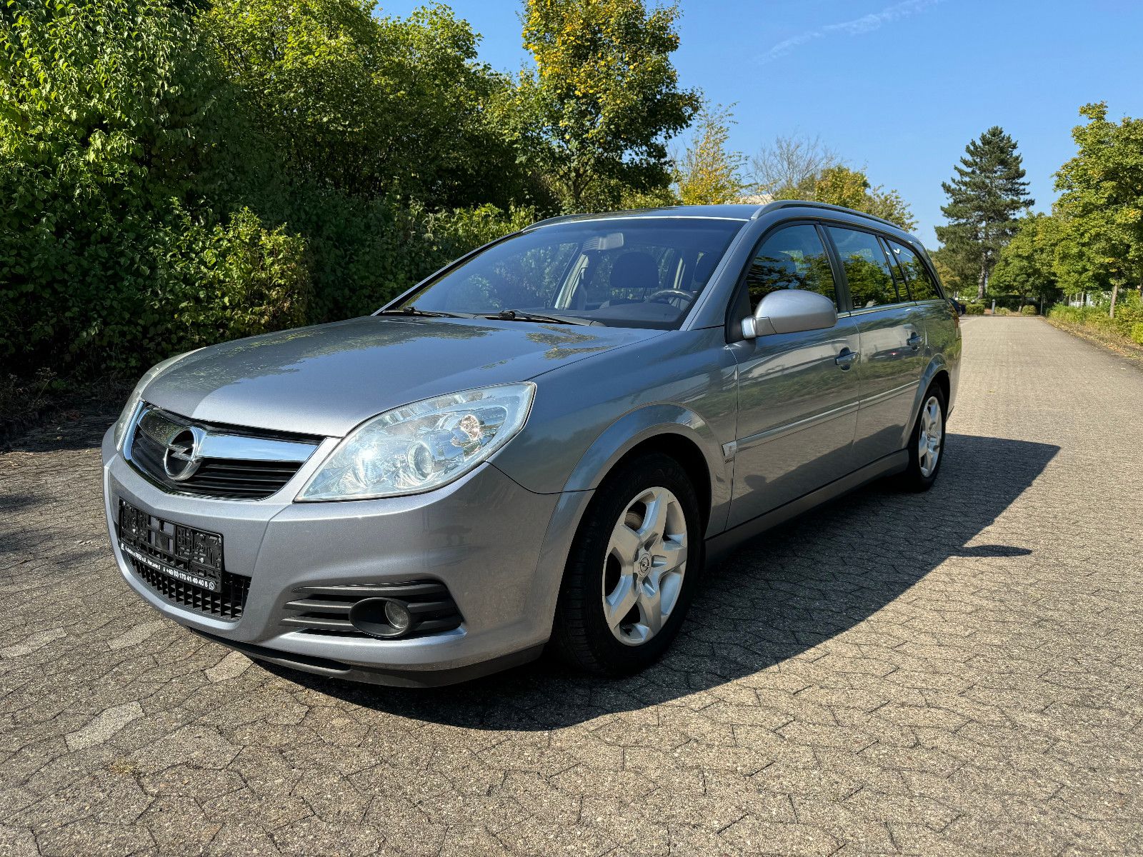 Opel Vectra C 1.8 Caravan Edition !TÜV NEU/GARANTIE!