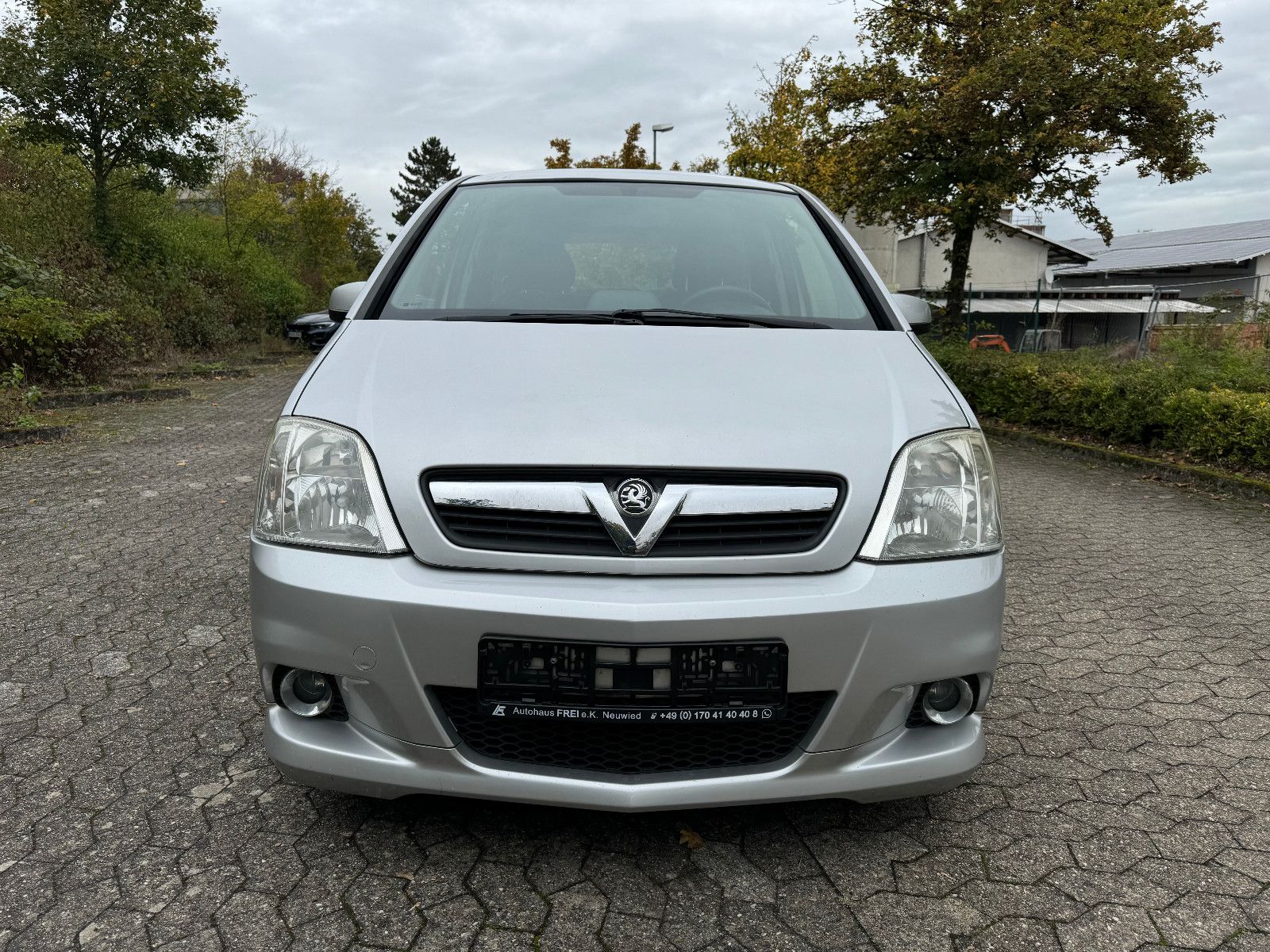 Opel Meriva 1.6 Cosmo Autom. TÜV NEU/ZAHNRIEMEN NEU!