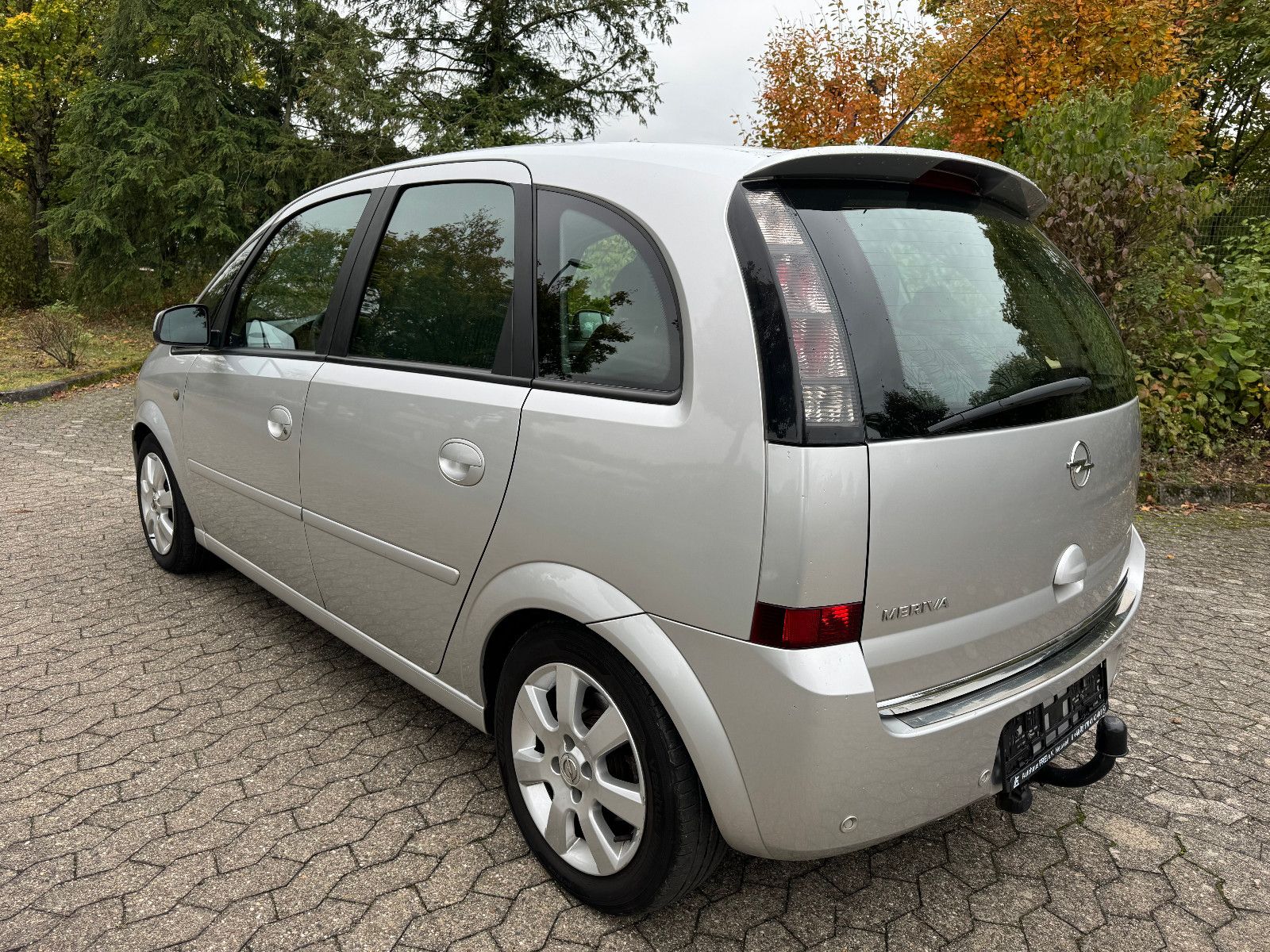 Opel Meriva 1.6 Cosmo Autom. TÜV NEU/ZAHNRIEMEN NEU!