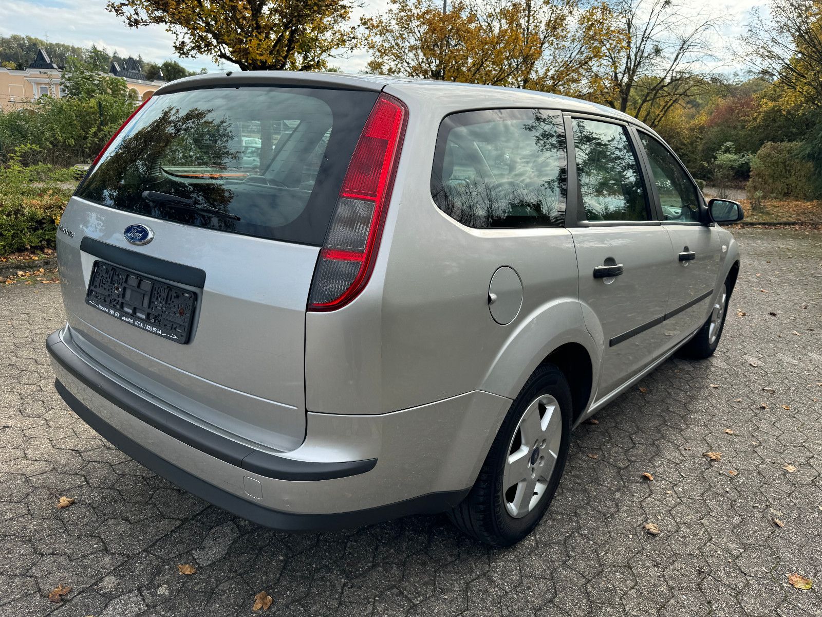 Ford Focus 1.6 Turnier Trend TÜV NEU/ZAHNR.NEU/GARANT