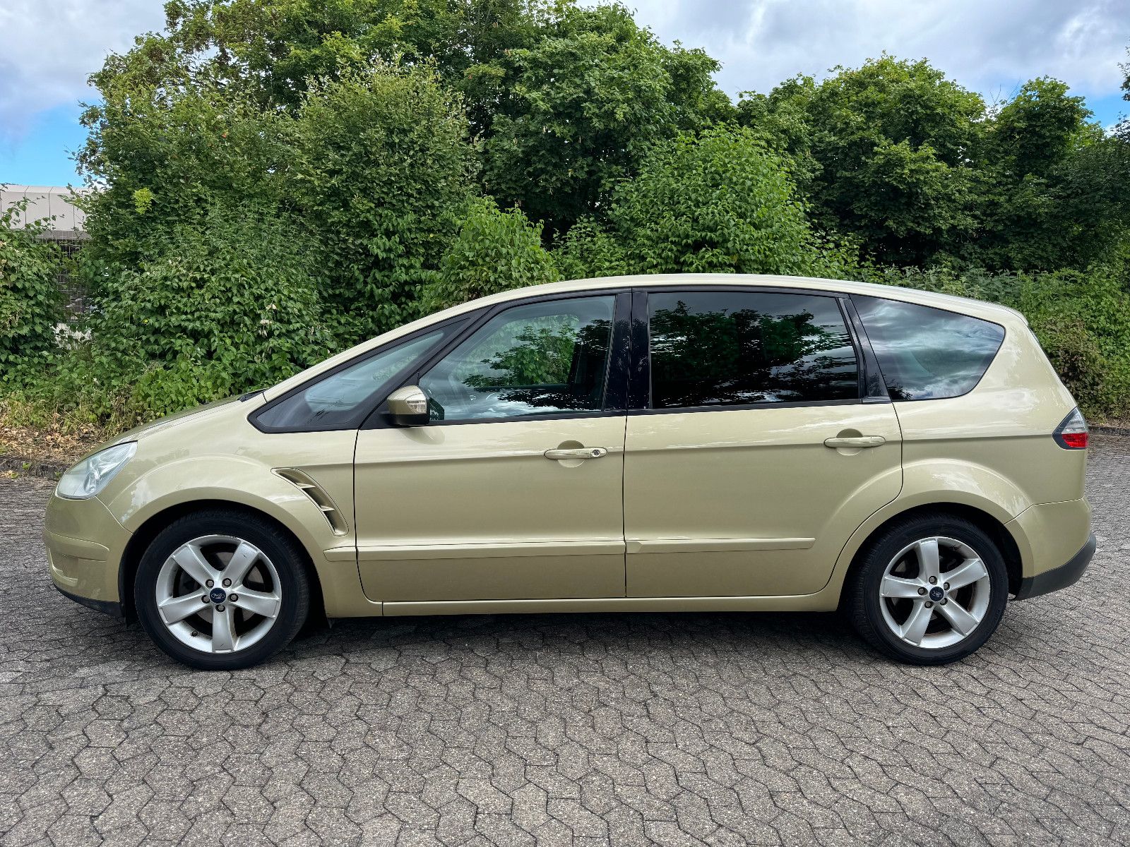 Ford S-Max 2.0 Titanium TÜV NEU/INSPEKT. NEU/GARANTIE